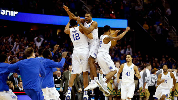 Kentucky Holds Off Notre Dame to Reach Final Four
